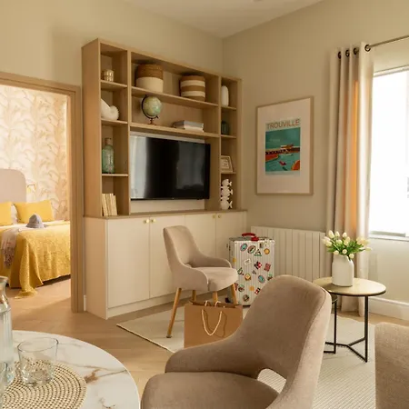 Lea, L'ecrin Du Fer A Cheval Трувиль-сюр-Мер