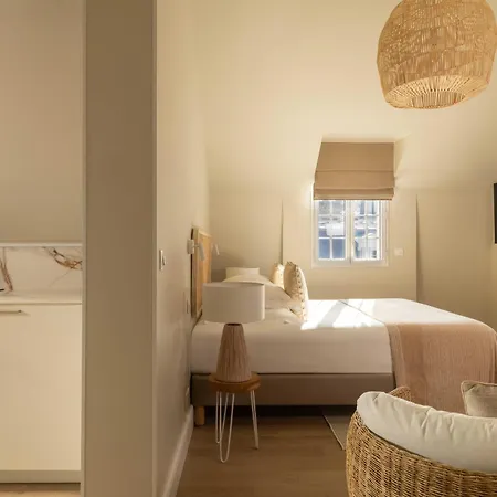 Lea, L'ecrin Du Fer A Cheval