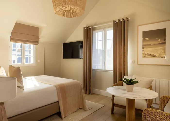 Lea, L'ecrin Du Fer A Cheval Trouville-sur-Mer